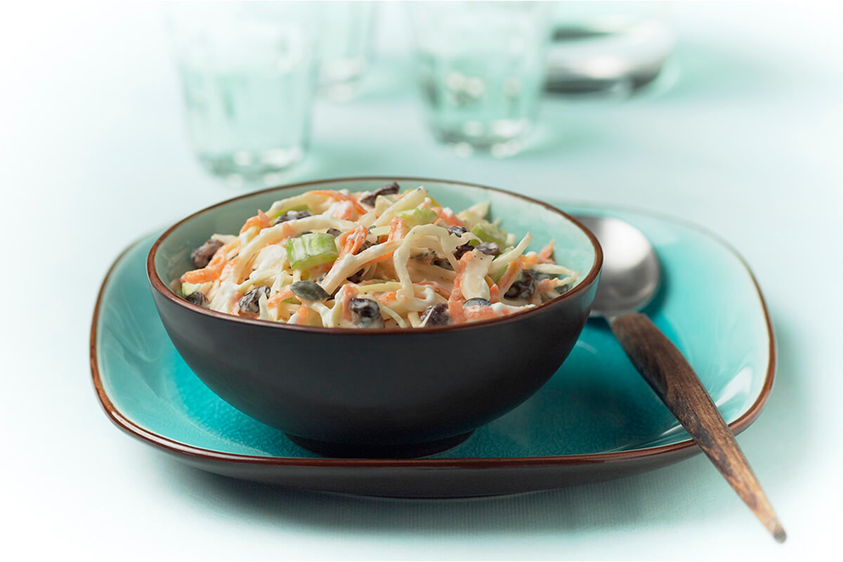 Crunchy Red Cabbage and Cheese Colesaw - Onken Onken