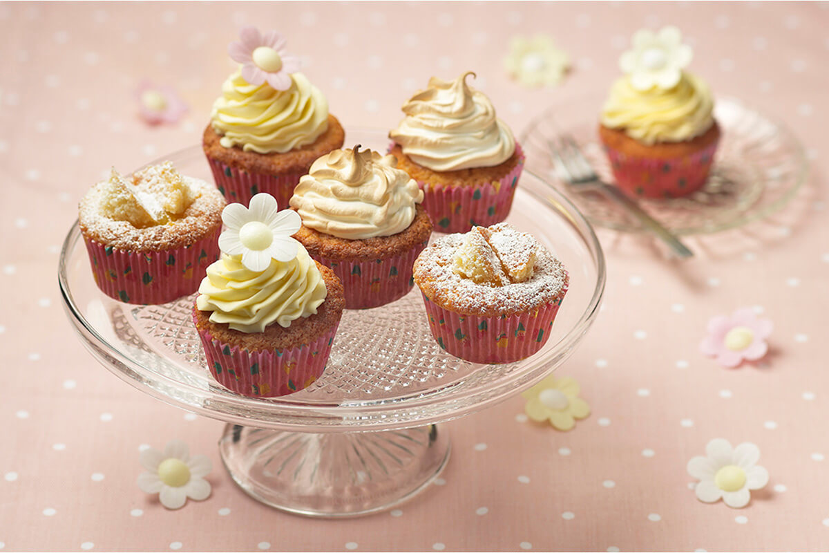 Lemon and Coconut Cup Cakes - Onken Onken