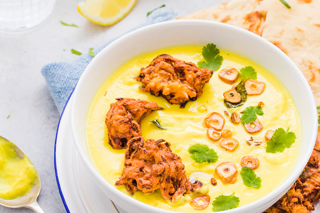 Onion Bhaji in Yogurt Curry with Naan bread Onken Onken